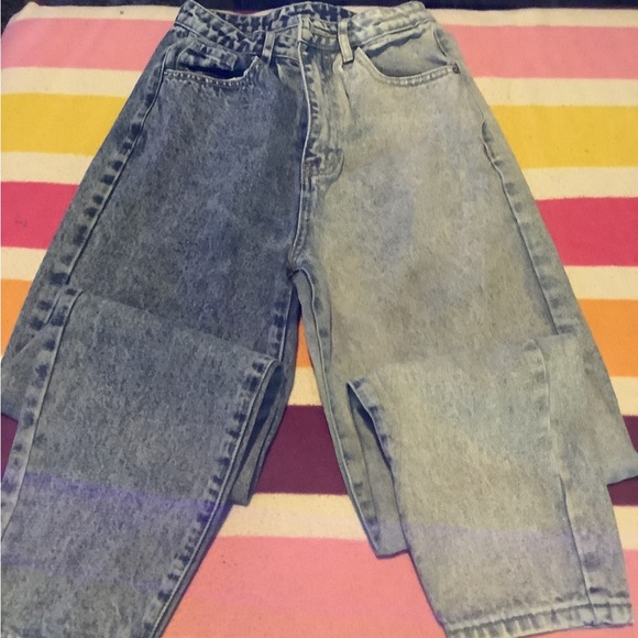 Shein high waisted butterfly design jeans size 25 - Picture 4 of 6